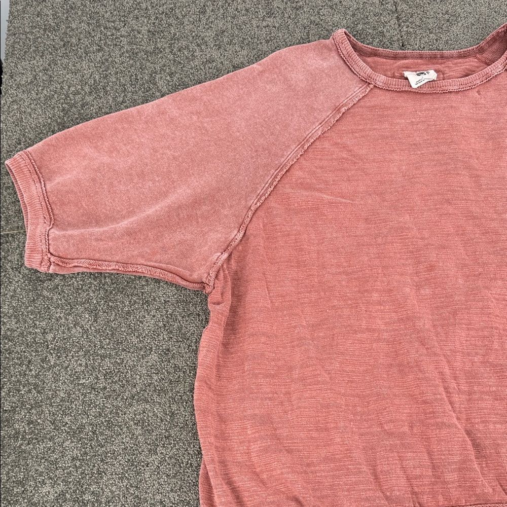 We The Free Sweatshirt Wm Small Short Sleeve Casual Red/Pink Top Crewneck Comfy - Picture 3 of 8
